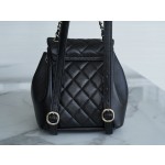 𝗖𝗛𝗔𝗘𝗡𝗟✦ New 𝐃𝐮𝐦𝐚 shoulder bag black