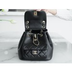 𝗖𝗛𝗔𝗘𝗡𝗟 22 new 𝐃𝐮𝐦𝐚 shoulder bag sheepskin black