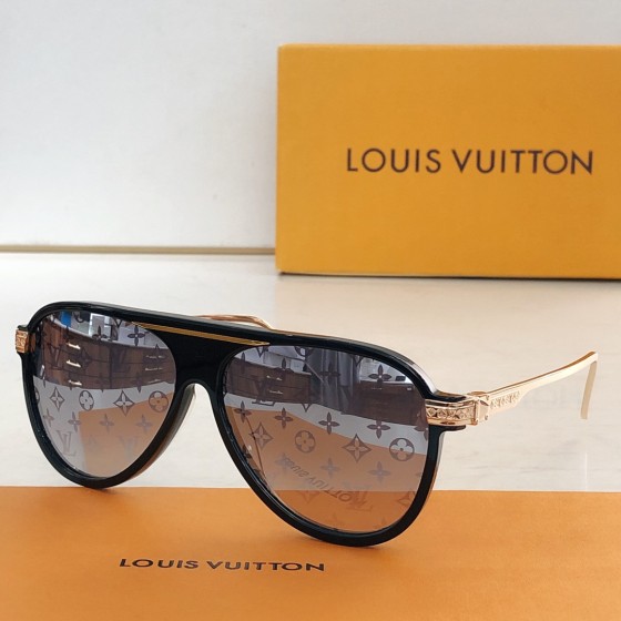 LOUIS VUITTON🌟🌟🌟MODEL：Z1264E