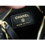 𝗖𝗛𝗔𝗡𝗘𝗟 23p moon/moon bag small black