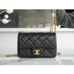 𝗖𝗛𝗔𝗡𝗘𝗟 ✦𝗖𝗹𝗮𝘀𝘀𝗶𝗰 𝗙𝗹𝗮𝗽23P Spring/Summer New Love Heart Adjustable Buckle mini Black