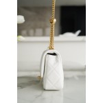 𝗖𝗛𝗔𝗡𝗘𝗟✦𝗖𝗹𝗮𝘀𝘀𝗶𝗰 𝗙𝗹𝗮𝗽23P spring and summer new love adjustment buckle square fat man white