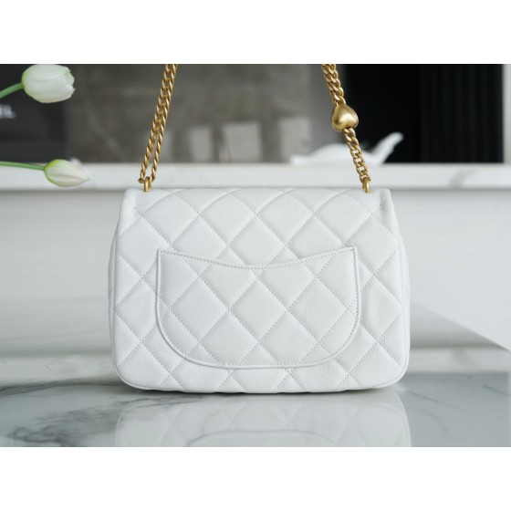 𝗖𝗛𝗔𝗡𝗘𝗟✦𝗖𝗹𝗮𝘀𝘀𝗶𝗰 𝗙𝗹𝗮𝗽23P spring and summer new love heart adjustment buckle large genuine leather