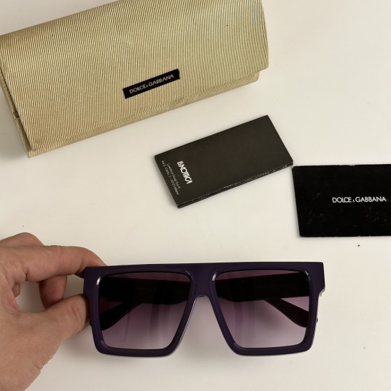 𝘿𝙊𝙇𝘾𝙀&𝙂𝘼𝘽𝘽𝘼𝙉𝘼 DG4901