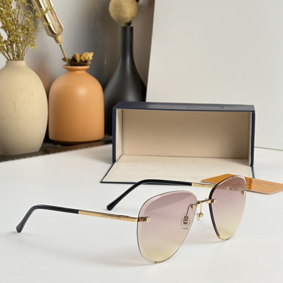 LOUIS VUITTON✨✨✨MODEL：Z1708U