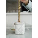 𝗖𝗛𝗔𝗡𝗘𝗟✦ 23P Spring/Summer New Love Adjustment Buckle Small Box