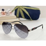 GUCCI Pilot style GG1233