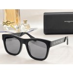GIVENCHY *GV7016