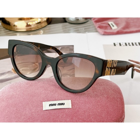 MIU MIU SMU 01v