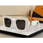 LOUIS VUITTON Z2302U