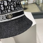 Dior counter new comfortable full print embroidery hat