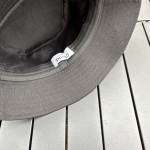 Celine's original single fisherman hat, his sun hat with a large brim