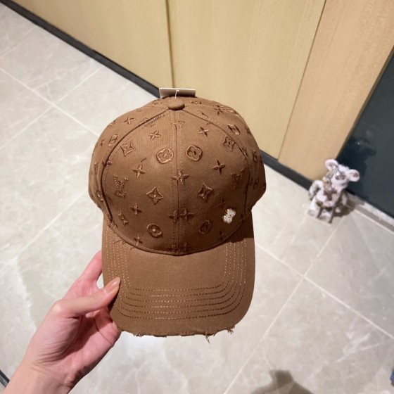 Louis Vuitton  baseball cap