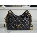 𝗖𝗛𝗔𝗡𝗘𝗟✦23𝑪 Early Spring Resort Collection Bright crinkled calfskin with gold metal Wave bag Black Small