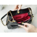 𝗖𝗛𝗔𝗡𝗘𝗟✦23𝑪 Early Spring Resort Collection Original Caviar Ball Material Medium TMC