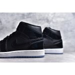 Air Jordan 1 MiD Black
