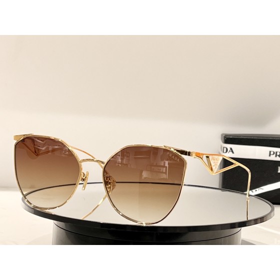 Prada Sunglasses with Symbole Triangle and Logo SPR50