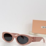 MIU MIU MODEL：MU11WS