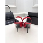 𝙎𝙖𝙞𝙣𝙩 𝙇𝙖𝙪𝙧𝙚𝙣𝙩 | 𝟐𝟎𝟐𝟏/𝐒𝐒 𝐧𝐞𝐰 YSL｜Roland 2022/fw early spring new baked high heels