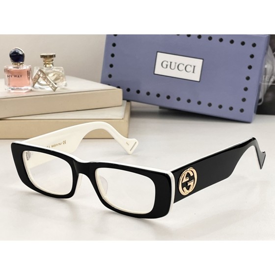 GUCCI GG0516S