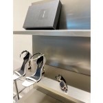 𝙎𝙖𝙞𝙣𝙩 𝙇𝙖𝙪𝙧𝙚𝙣𝙩 | 𝟐𝟎𝟐𝟏/𝐒𝐒 𝐧𝐞𝐰 YSL｜A beautiful classic Alphabet high-heeled sandals