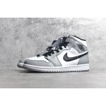 Air Jordan 1 MiD Smoke Grey