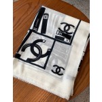 𝐂𝐡𝐚𝐧𝐞𝐥 cashmere scarf