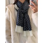 𝐂𝐡𝐚𝐧𝐞𝐥 【Houndstooth Double C Logo】Cashmere Printed Square Scarf