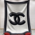 𝐂𝐡𝐚𝐧𝐞𝐥 [Black and gray - blanket]