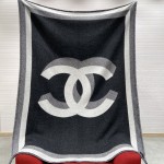 𝐂𝐡𝐚𝐧𝐞𝐥 [Black and gray - blanket]