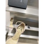 𝙎𝙖𝙞𝙣𝙩 𝙇𝙖𝙪𝙧𝙚𝙣𝙩 | 𝟐𝟎𝟐𝟏/𝐒𝐒 𝐧𝐞𝐰 YSL｜A beautiful classic Alphabet high-heeled sandals