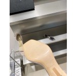 𝙎𝙖𝙞𝙣𝙩 𝙇𝙖𝙪𝙧𝙚𝙣𝙩 | 𝟐𝟎𝟐𝟏/𝐒𝐒 𝐧𝐞𝐰 YSL｜A beautiful classic Alphabet high-heeled sandals