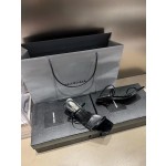 𝙎𝙖𝙞𝙣𝙩 𝙇𝙖𝙪𝙧𝙚𝙣𝙩 | 𝟐𝟎𝟐𝟐/𝐒𝐒 𝐧𝐞𝐰 YSL｜New Roman sandals crystal sheepskin