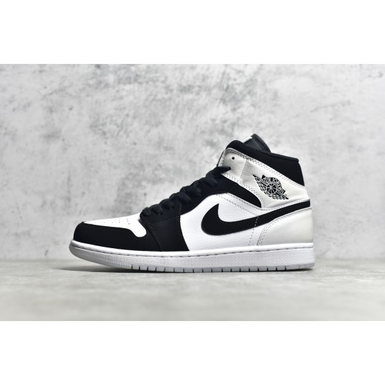 Air Jordan 1 MiD Black and White Panda