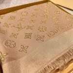 𝐋𝐨𝐮𝐢𝐬 𝐯𝐮𝐢𝐭𝐭𝐨𝐧 "MORE MONOGRAM Nailed Shawl" Champagne gold silk wool material