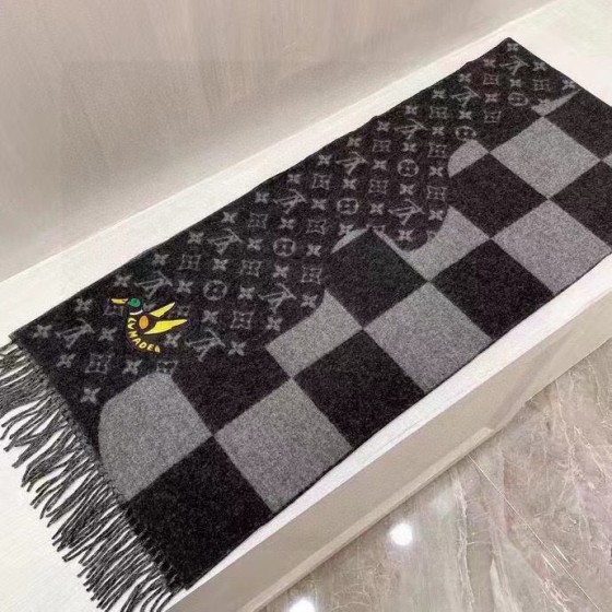 𝐋𝐨𝐮𝐢𝐬 𝐯𝐮𝐢𝐭𝐭𝐨𝐧 "NIGO joint duck embroidery 🦆 scarf" MP2701 100% cashmere