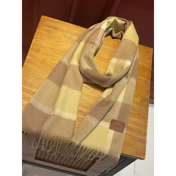 GUCCI Couple cashmere scarf