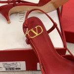 【Valentino】Valentino highest version of kitten heel sandals custom original top calfskin