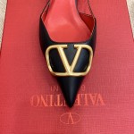 【Valentino】Valentino highest version of kitten heel sandals custom original top calfskin