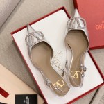 【Valentino】Valentino highest version of kitten heel sandals custom original top calfskin