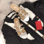 【Valentino】Valentino Top Edition Metallic Silver 3 Strap Flat Slippers