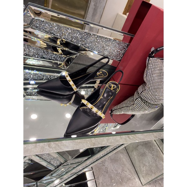 【Valentino】𝟐𝟎𝟐𝟏/𝐒𝐒 𝐧𝐞𝐰 The latest series of counter perfect details original matte open edge bead leather