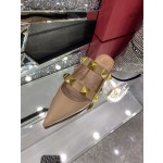 【Valentino】𝟐𝟎𝟐𝟏/𝐒𝐒 𝐧𝐞𝐰 The latest series of counter perfect details original matte open edge bead leather