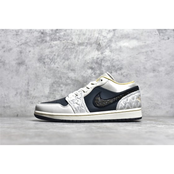 Air Jordan AJ1 low top black and silver