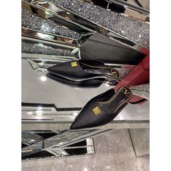 【Valentino】𝟐𝟎𝟐𝟏/𝐒𝐒 𝐧𝐞𝐰 The latest series of counter perfect details original matte open edge bead leather