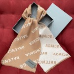 𝐁𝐚𝐥𝐞𝐧𝐜𝐢𝐚𝐠𝐚 Twill Logo Long Scarf 100% Wool