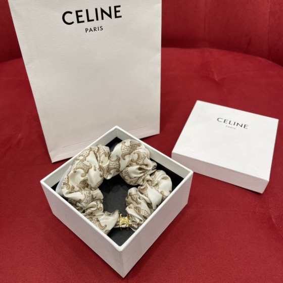 𝐂𝐞𝐥𝐢𝐧𝐞 Bracelet hair tie can be stacked with jewelry 100% mulberry silk