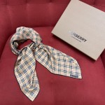 Burberry Perpetual Check 100% silk twill