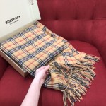 Burberry classic fringed reversible cashmere shawl 100% cashmere
