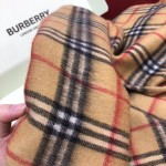 Burberry classic fringed reversible cashmere shawl 100% cashmere